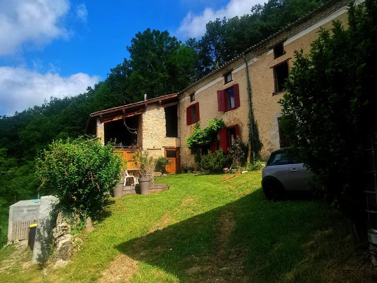 Le Clos Segur Leychert Экстерьер фото